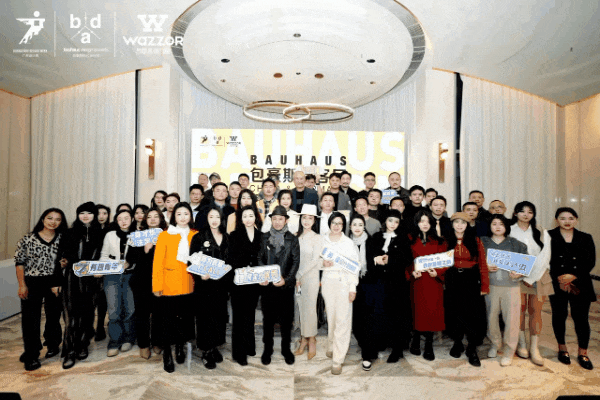 http://img.danews.cc/upload/images/20240514/1e2ae135a99f703afd6fe3fbf99088ef.gif