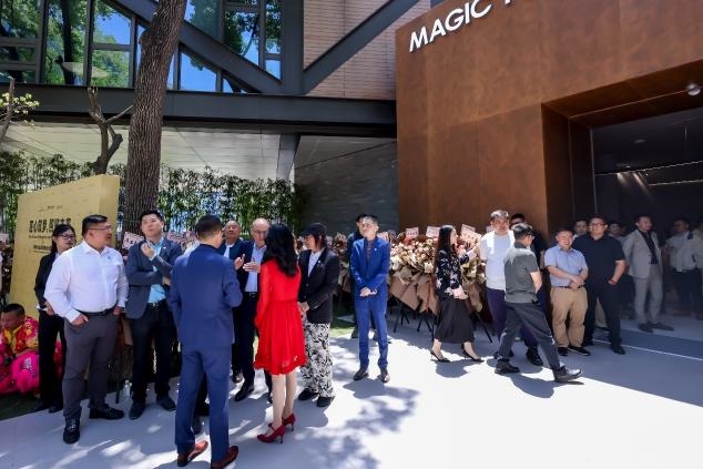 MAGIC PLACE办公生活体验馆盛装启幕 | 匠心筑梦，照鉴未来，美稷引领办公美学生活新时尚