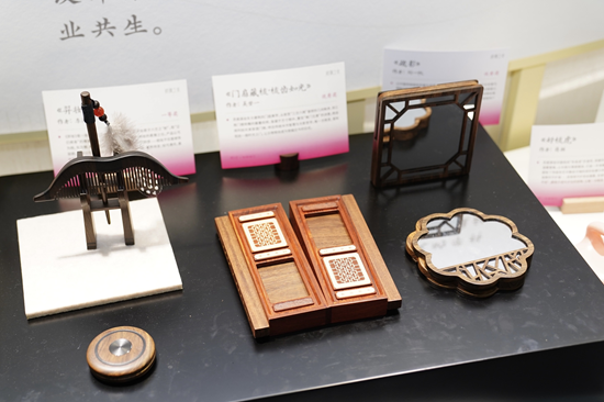 从纸上创意到匠心载体——栉佩之美·谭木匠设计大赛10年回溯