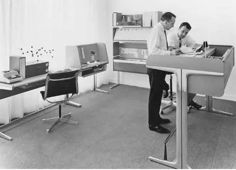 Herman Miller Nevi升降桌：灵动升降，姿态自如