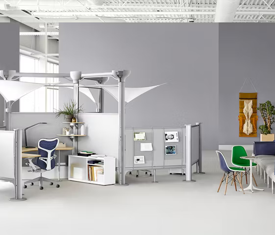 Herman Miller Nevi升降桌：灵动升降，姿态自如