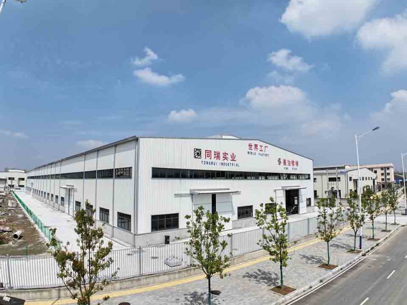 从设计到安装一站式解决,善治楼梯以自有双工厂保障旋转楼梯高品质交付